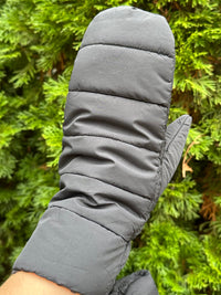 Sandy Solid Matte Ribbed Puffer Mittens
