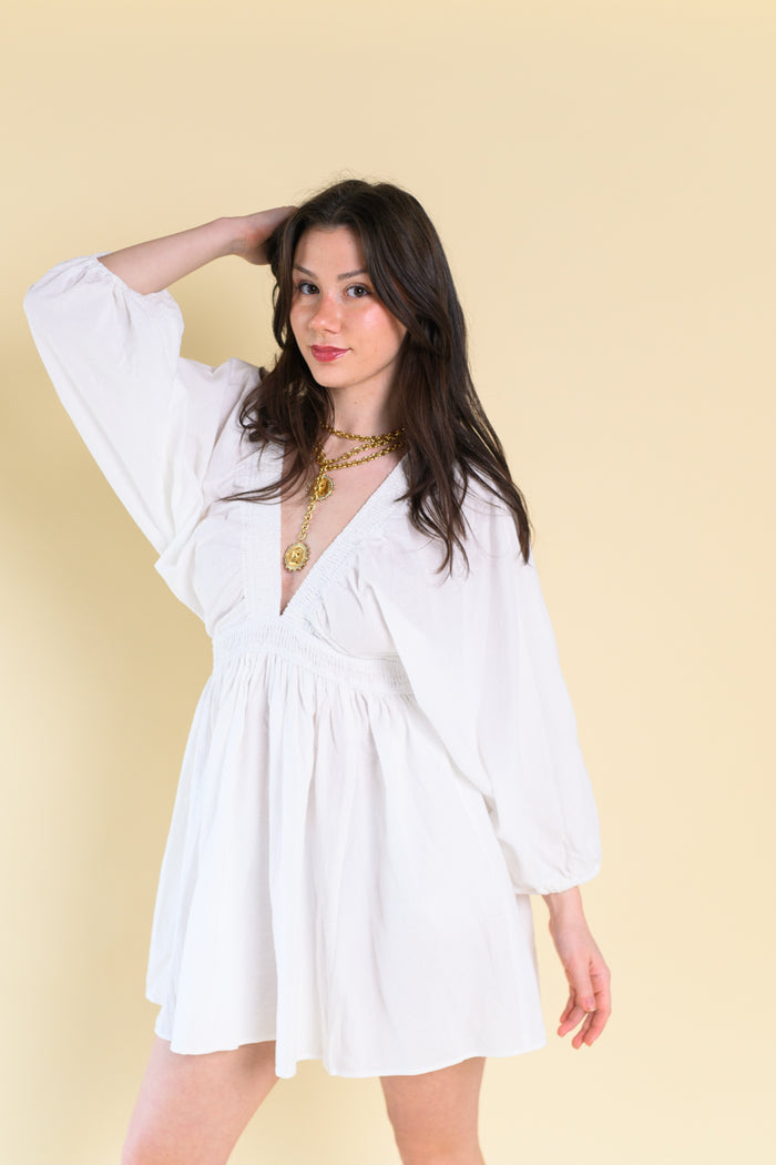 Waves in White Short Dress