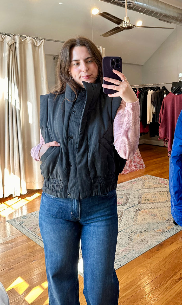 Black Puffer Zip Vest
