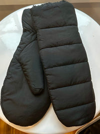 Sandy Solid Matte Ribbed Puffer Mittens