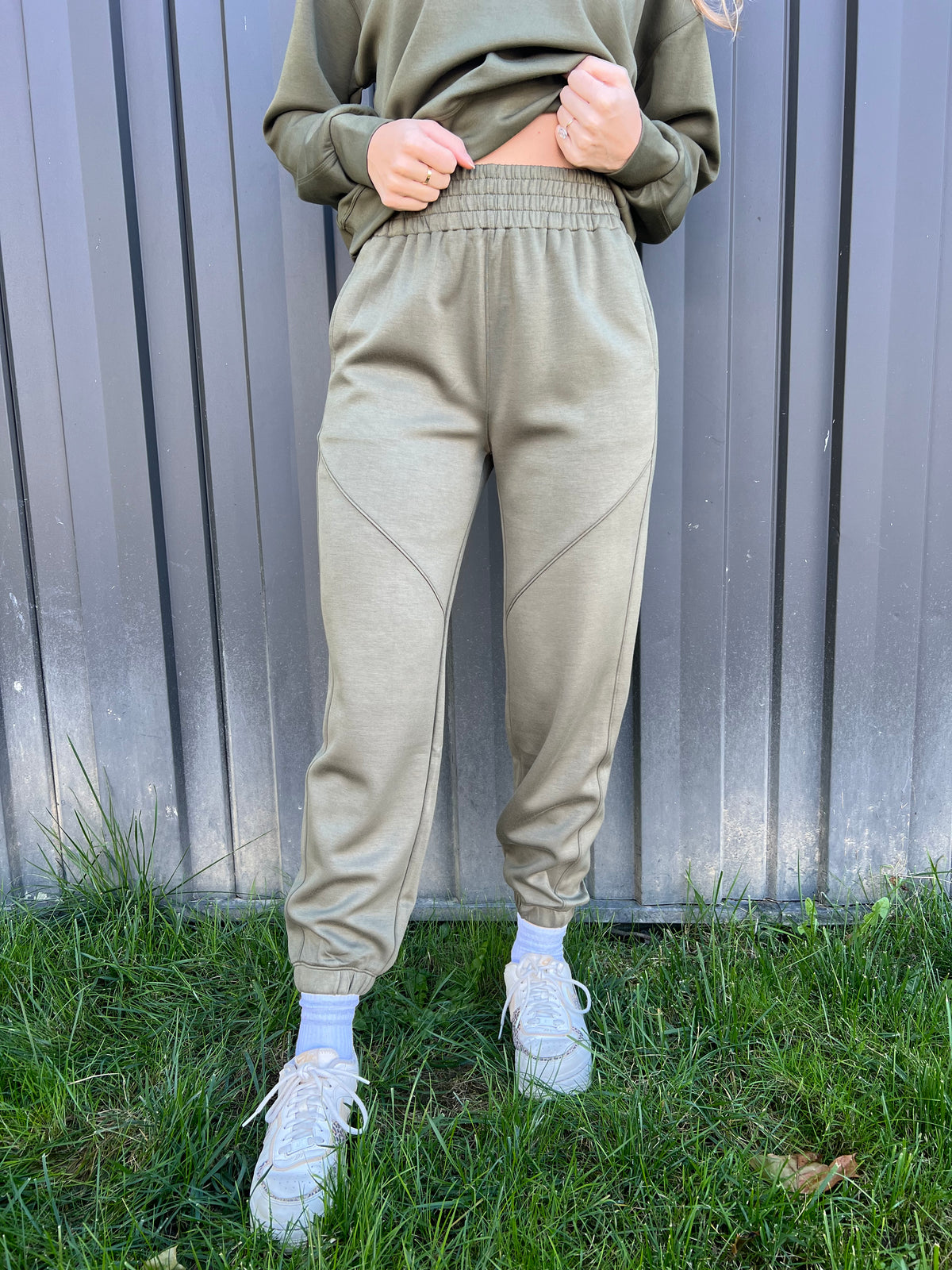 Holland Olive Jogger