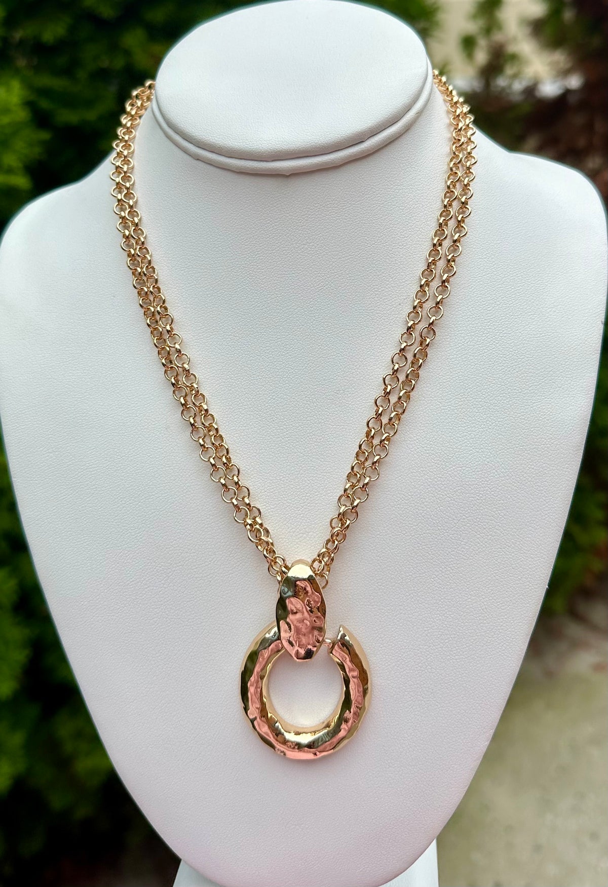 Double Way Texture Gold Oval Necklace