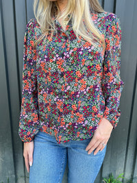 Femine Floral Blouse