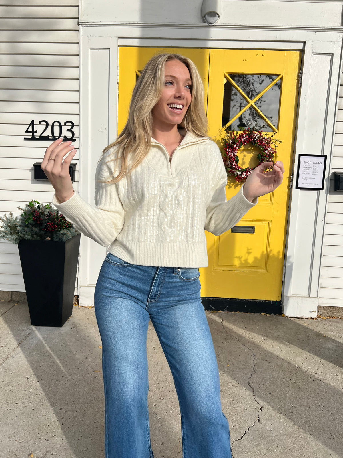 Silent Sequin White Zipper Sweater