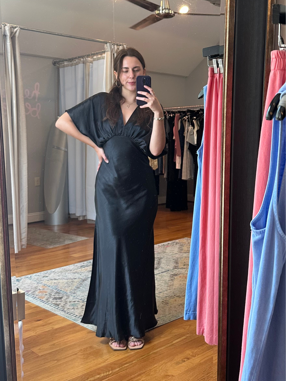 black goddess dress Odana's | BELLE It will go even better for you if you have remembered to bring a small gift to show your loyalty to her beautiful self Black Velvet Dress Black /