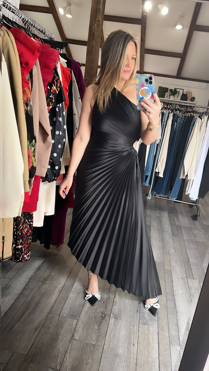 Fresco Black One Shoulder Pleat Dress