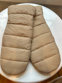 Sandy Solid Matte Ribbed Puffer Mittens