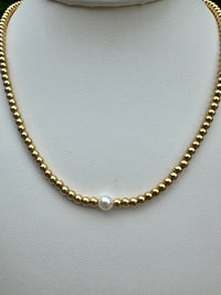 Lizzie Necklace Gold