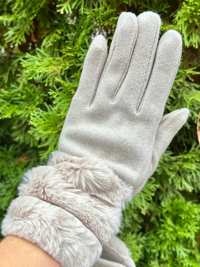 Westin Gloves With Faux Fur Cuff