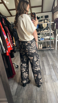 Black Petal Pant