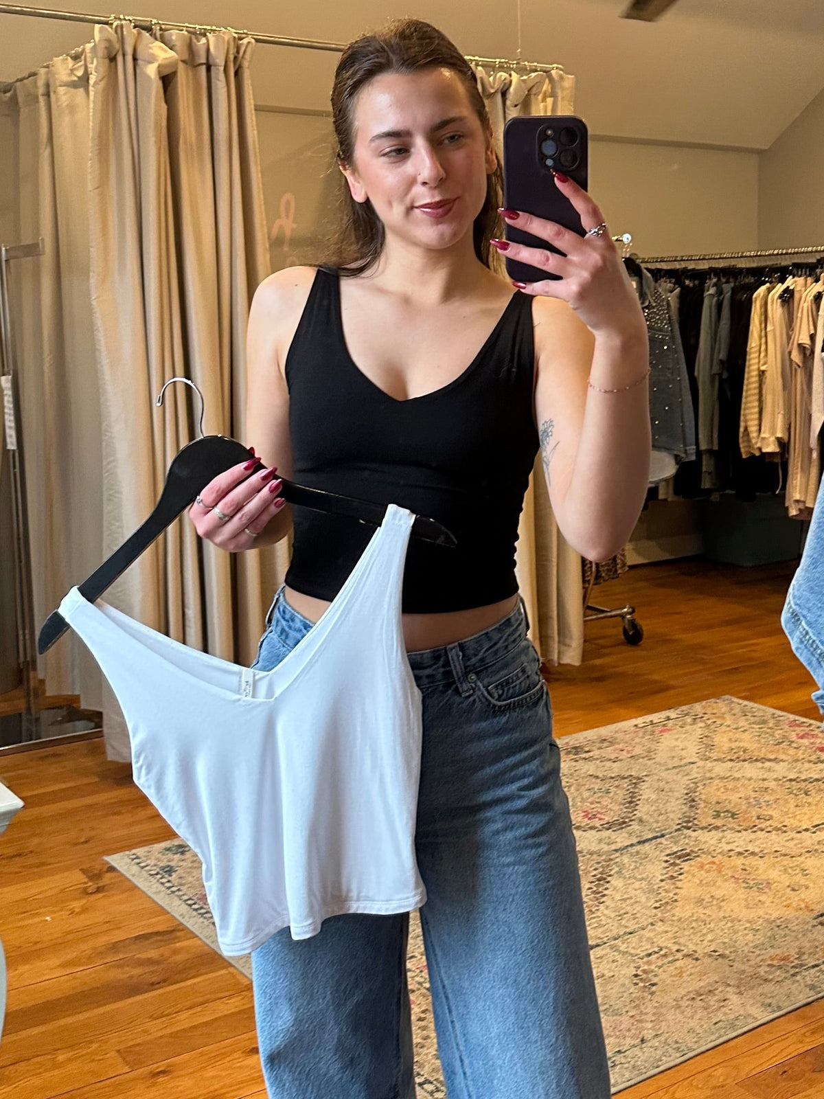 Cropped Double V Neck Stretch Tank