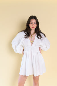 Waves in White Short Dress