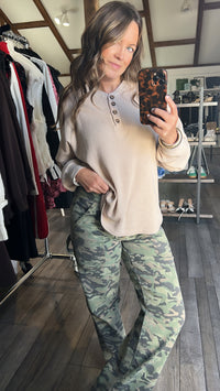 Wandering Waffle Button Top