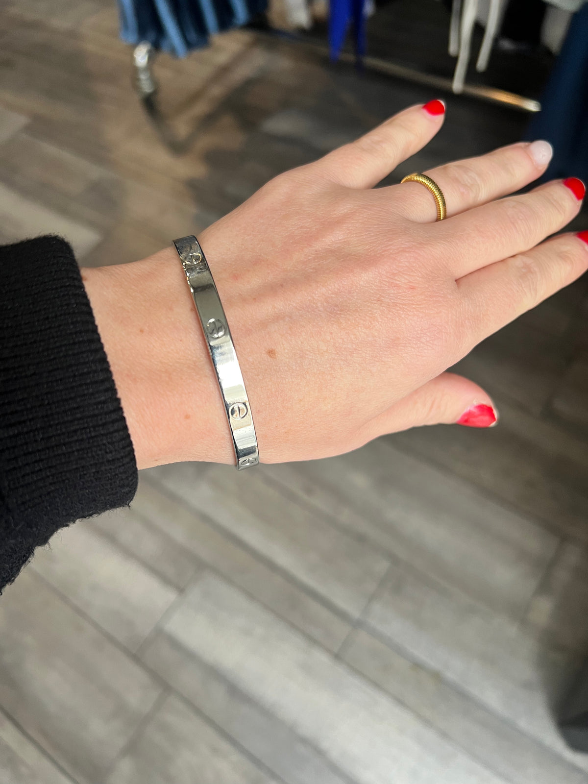 Nail Head Bangle