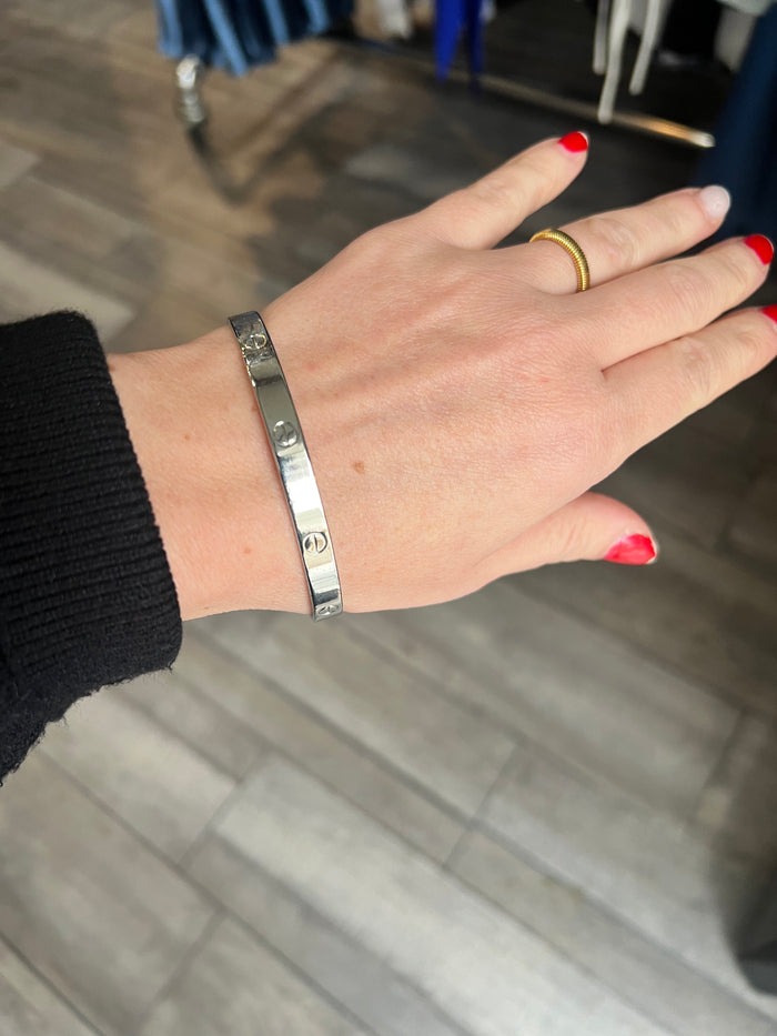 Nail Head Bangle