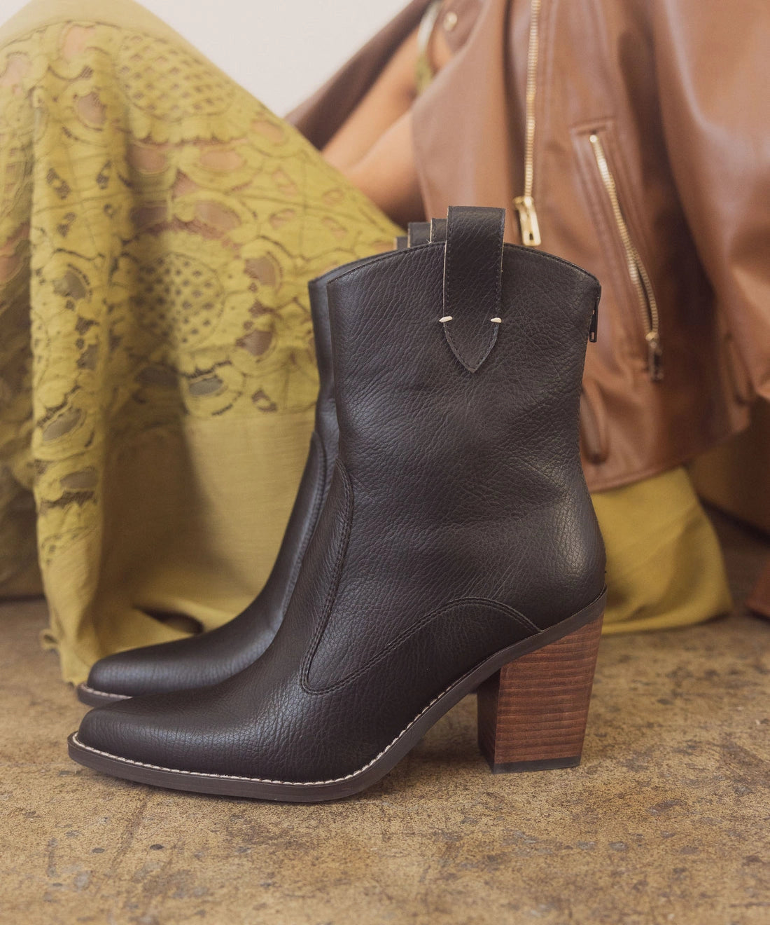 The Tara Black Boot