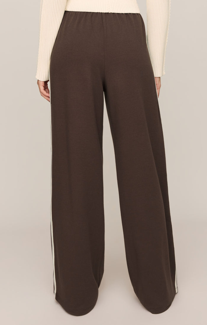 Breakaway Track Pant - Chocolate