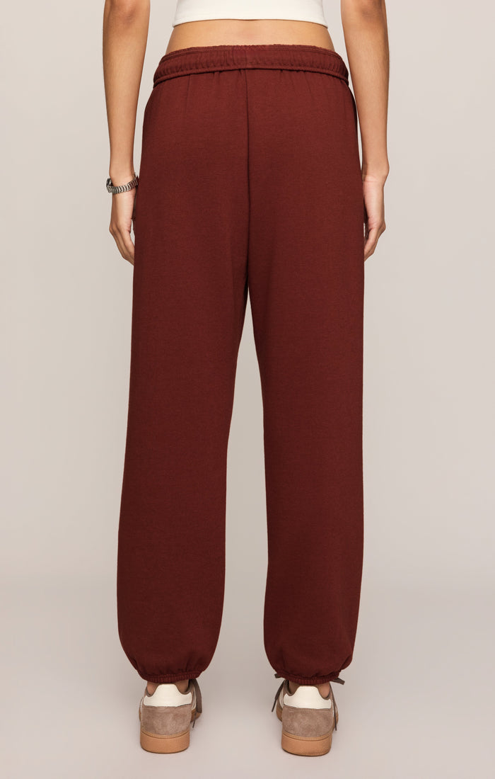 Uptown Classic Fleece Jogger - Velvet Rouge