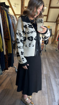 Black Flower Button Cardigan