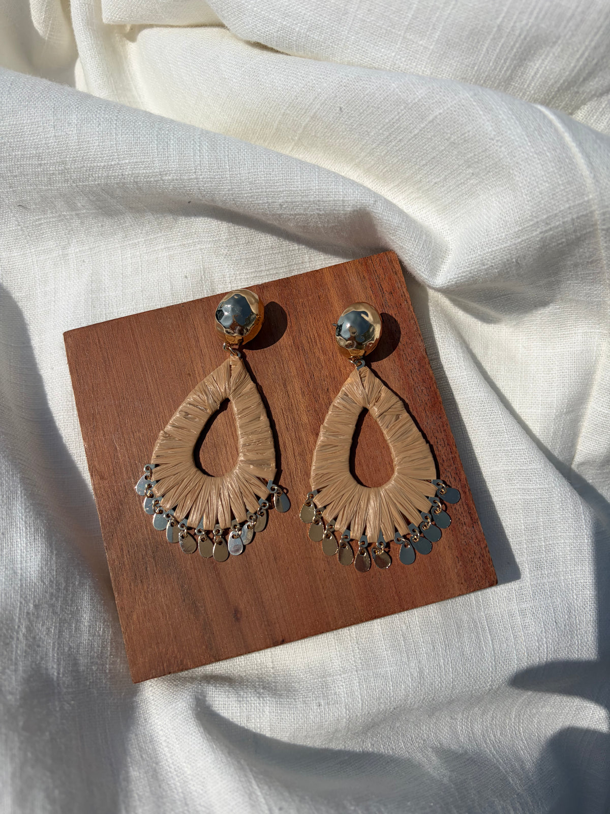 Teardrop Raffia & Gold Bread Earrings