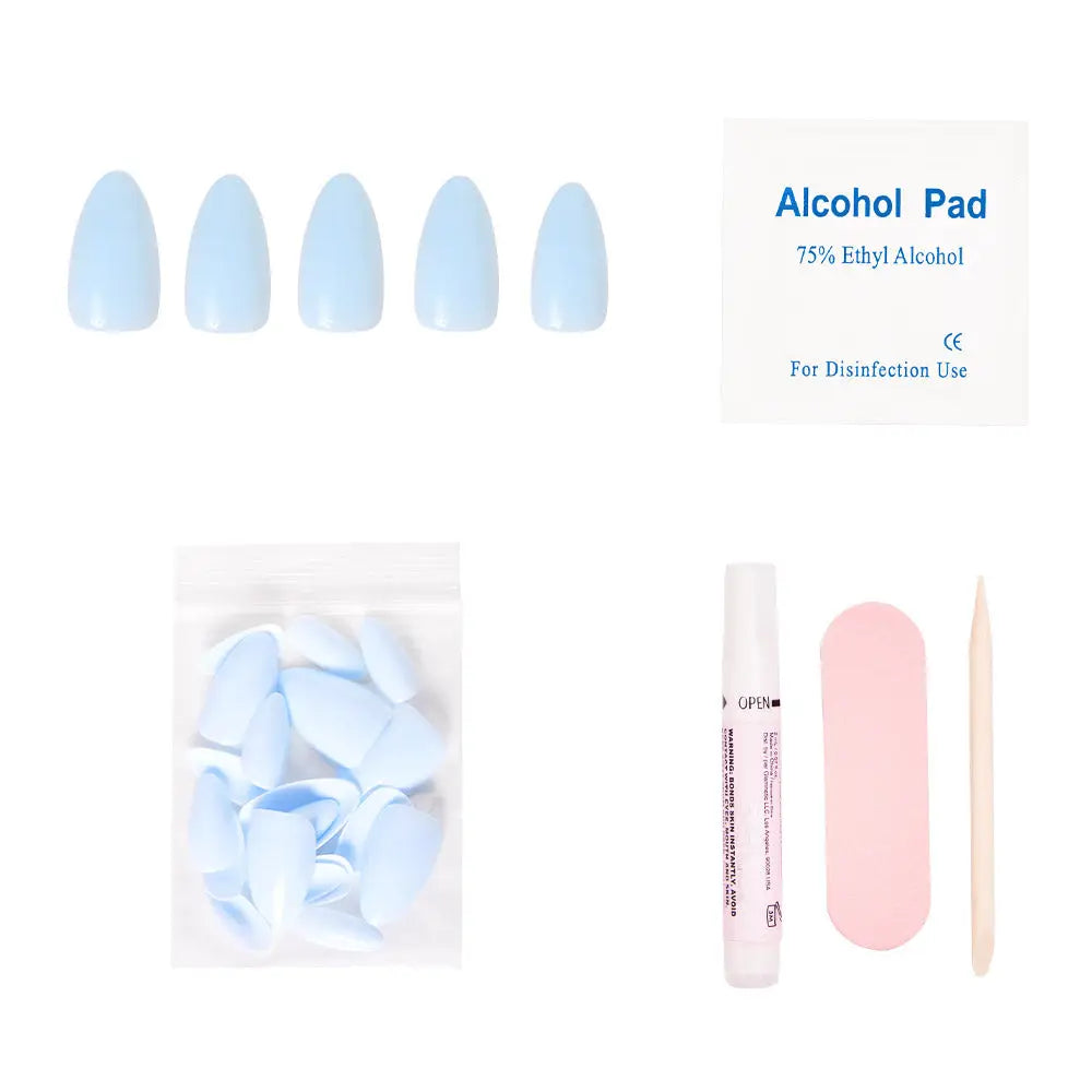 Blueberry Milk Glamnetic Nail