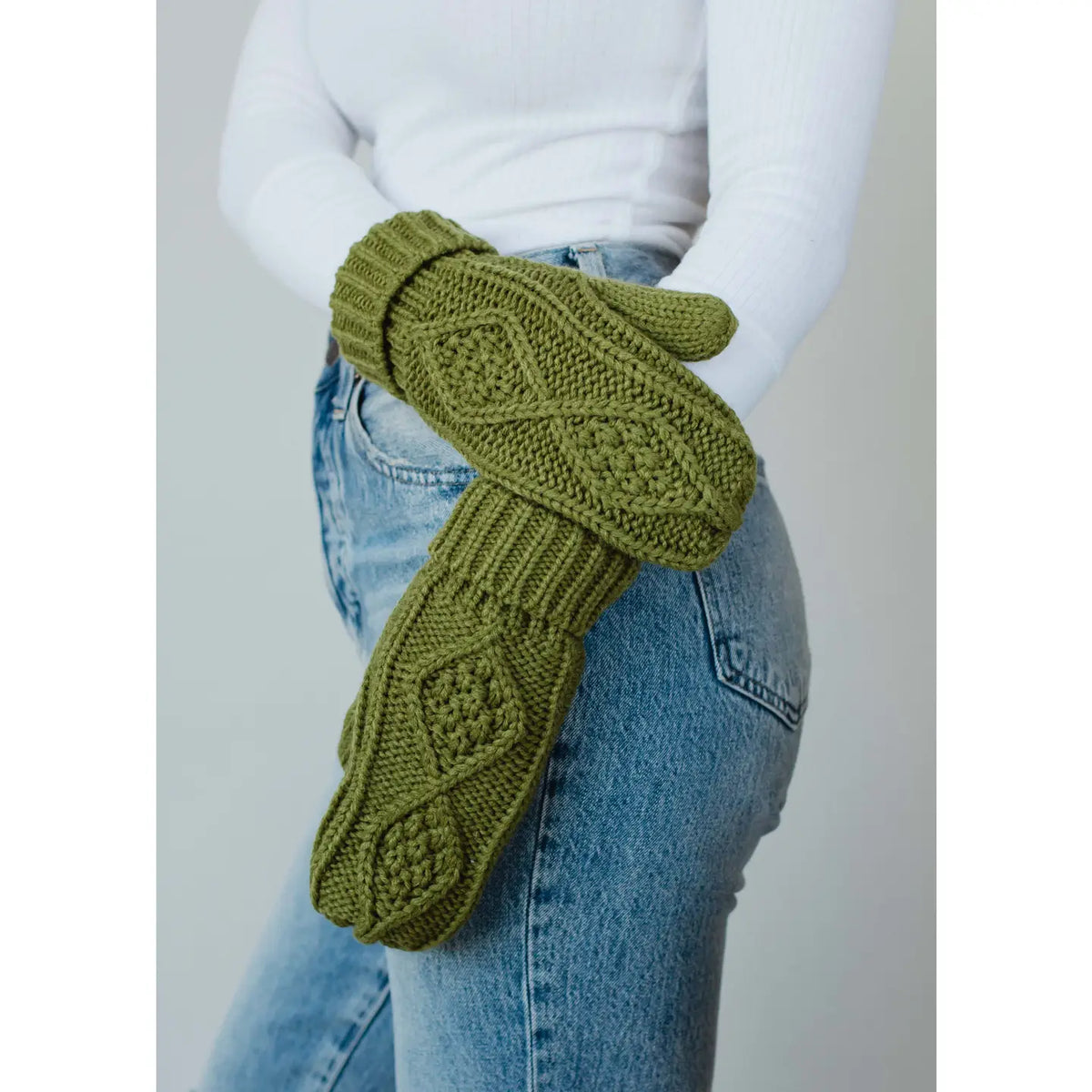 Cable Knit Mittens