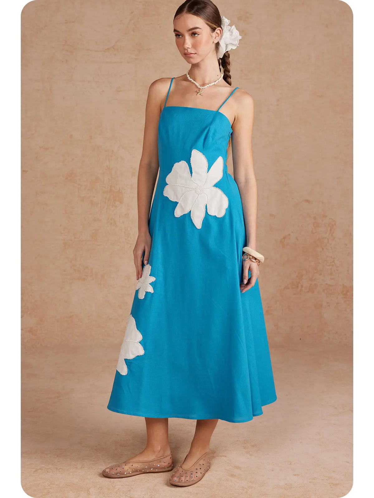 Hawaiian Water Pearl Embroidered Dress