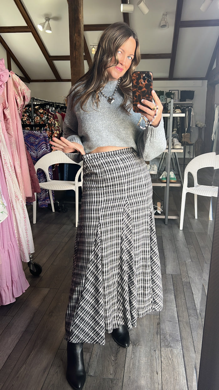 Penny Plaid Black Skirt