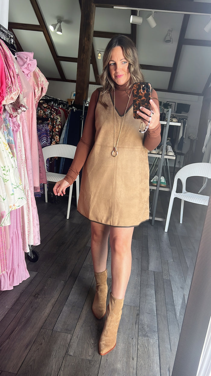 Double Way Texture Gold Oval Necklace